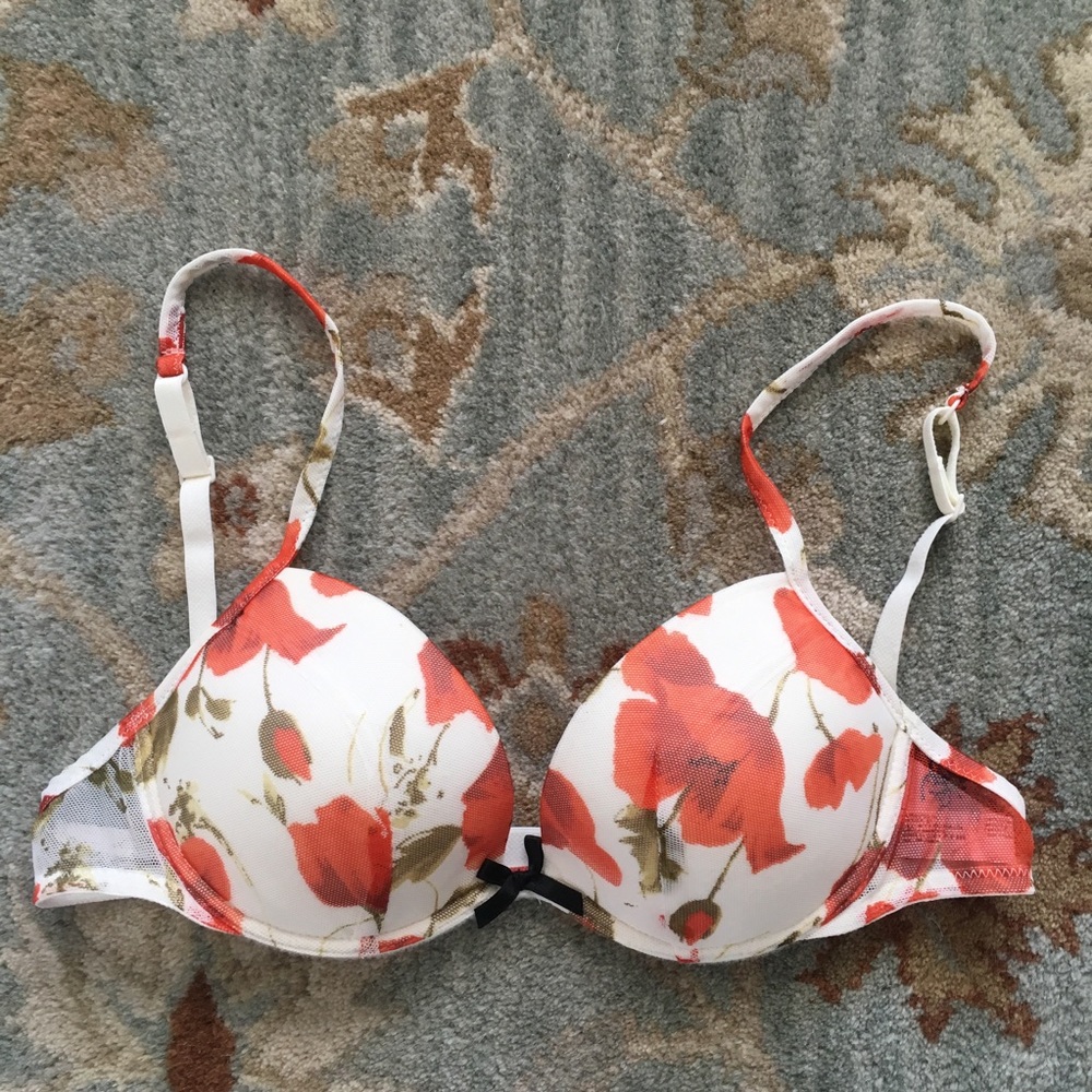 NWOT Intimissimi Bra